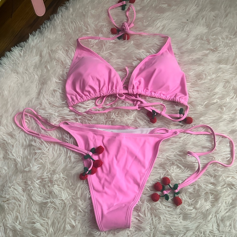 💕 NWT pink cherry bikini